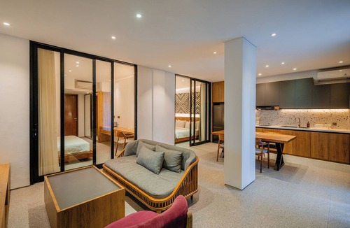 Denpasar Barat Hotel | LOI Mansion Managed by ARM One Hundred