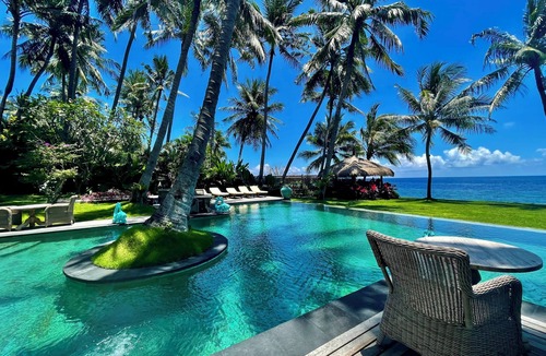 Songan Hotel | Louka Beach Bali