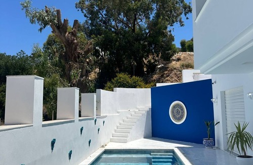 Marsa Cube Villa | Luxurious 4-Bedroom Villa with Private Pool in Marsa Tunisie
