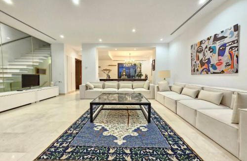 Sidi Daoud Villa | Luxurious 7-Bedroom Villa in La Marsa, Tunisia - Modern Comfort Elegance
