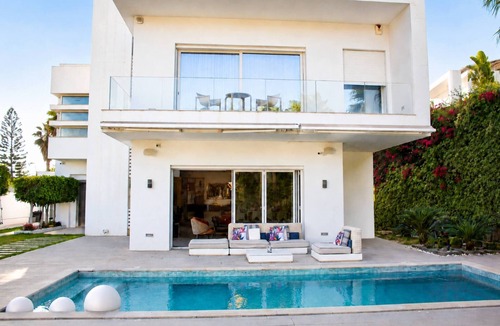 La Soukra Villa | Luxurious Contemporary Villa with Private Pool in Tunis