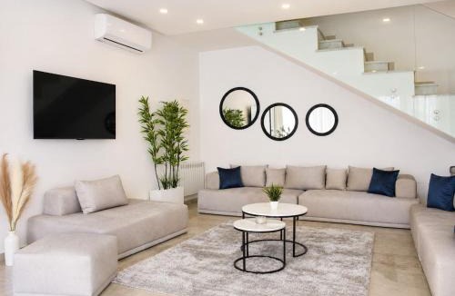 Gammarth Villa | Luxurious Villa in Gammarth with Private Pool and Garden Views