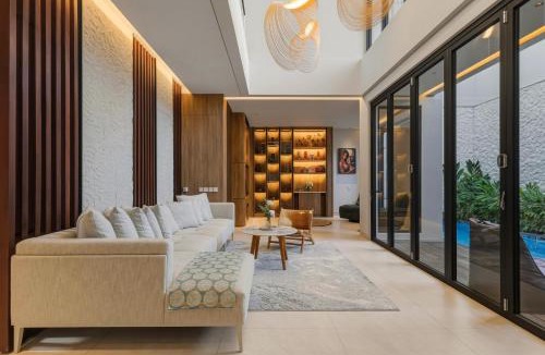 Sidakarya Villa | Luxury Sanur 4BR Villa with Pool, Kitchen, Karaoke, Board Games, Fast Wifi