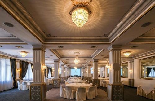 Bab Bhar Hotel | Majestic Hotel