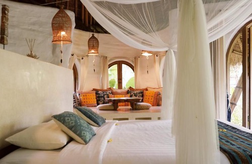 Sayan Hotel | Mana Earthly Paradise