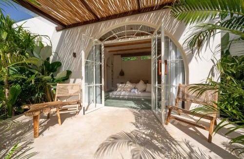 Uluwatu Hotel | Mayiki Boutique Hotel