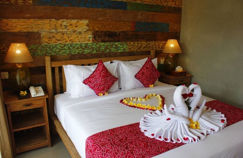 Peliatan Hotel | Merak Village