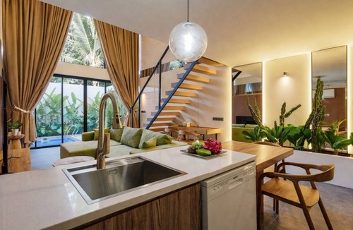 Penatih Resort | Moon Rock Villas