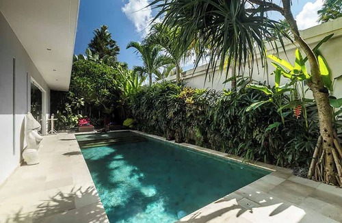 Sunset Road Villa | New 2-Villa Complex - 10min walk Seminyak Oberoi