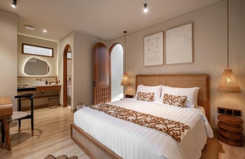 Petitenget Villa | New SASS Villa - Stylish & Modern 3BR at Seminyak
