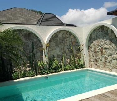 Kuta Villa | New villa Private Pool - minutes from airport
