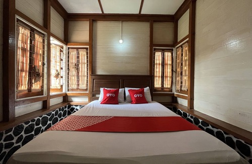 Trawas Hotel | OYO 93277 Villa Kemiloko Syariah