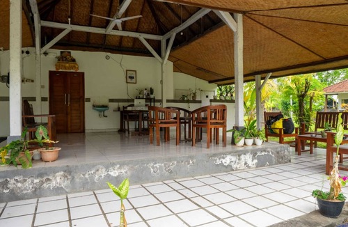 Lovina Hotel | OYO 93604 Hepi Bungalow Lovina