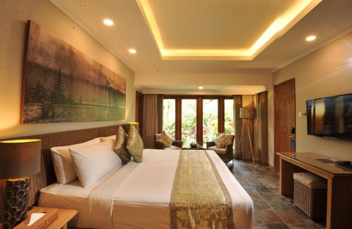 Legian Hotel | Puri Raja Hotel