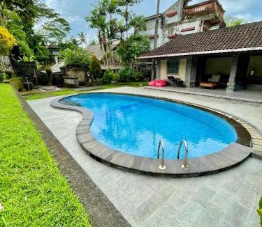 Petulu Cabin | Puri Tirta Ubud Guest House