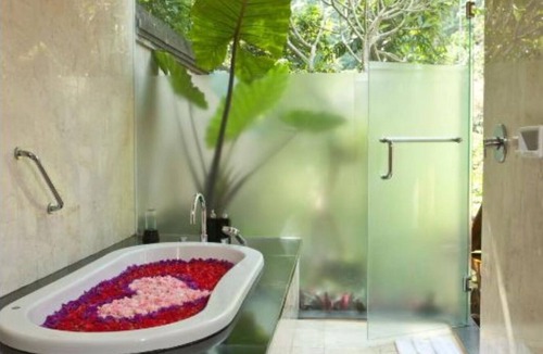 Kelusa Hotel | Relax and unwind at the resort