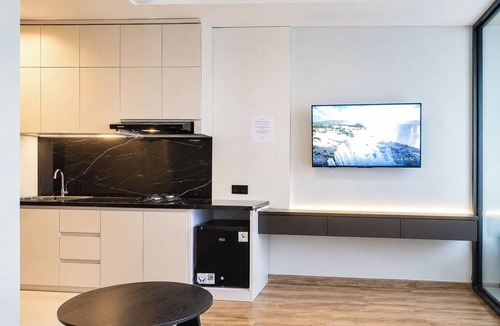 Balikpapan Apartment | Restful Combined 2Br At Apartment Tamansari Skylounge Balikpapan