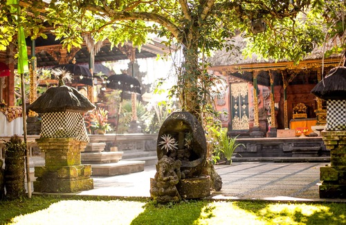 Tua House | Rumah Desa