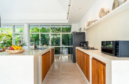 Pejeng Kawan Villa | Sacred Jungle Luxury 4BR Ubud 2 Infinity Pools