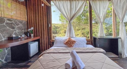 Suraberata Villa | Salty Cabin Sunset Views Yeh Leh Beach