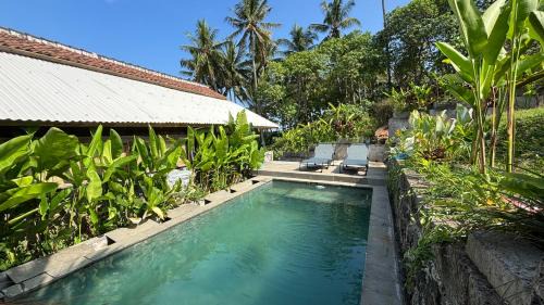 Suraberata Villa | Salty Cabin Sunset Views Yeh Leh Beach