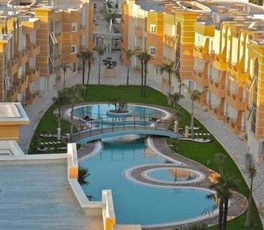 Tantana Apartment | Sea View 1BD Apartment Pool 2-Min Walk to Beach