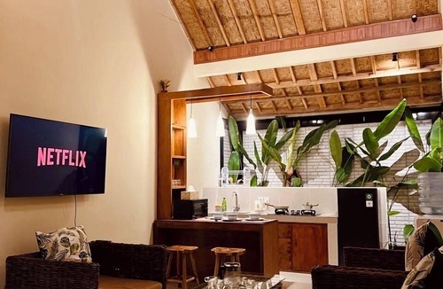 Andong Villa | SEAOM Villas 2 bedroom pool villa in the heart of Ubud with rice field views.