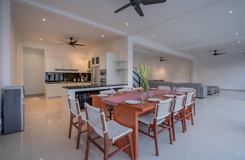 Drupadi Villa | Seminyak, 10BDR, BEACHSIDE, GREAT INCLUSIONS