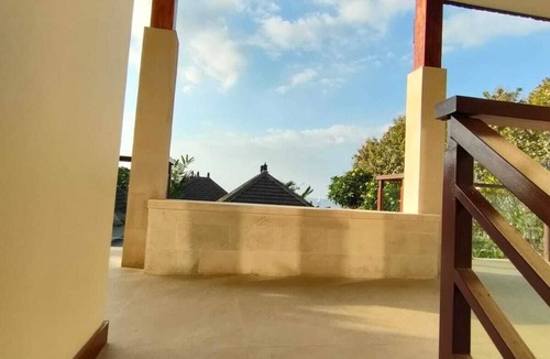 Pemaron House | Singaraja Sea View Villa near Lovina Beach