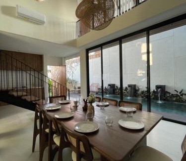 Seminyak Villa | Soft OPENING 4BR ESCOL SEMINYAK PRIVATE POOL TROPICAL MODERN WALK TO EAT STREET LA FAVELA