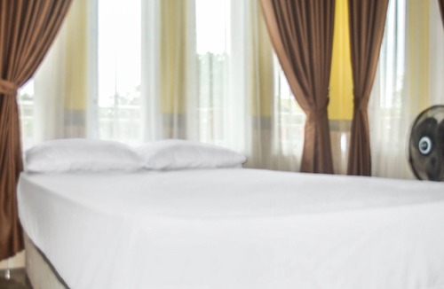 Balikpapan Hotel | SPOT ON 91463 Obby Guest House