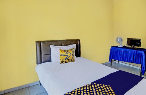 Banyuwangi Hotel | SPOT ON 92475 Rc Homestay Syariah