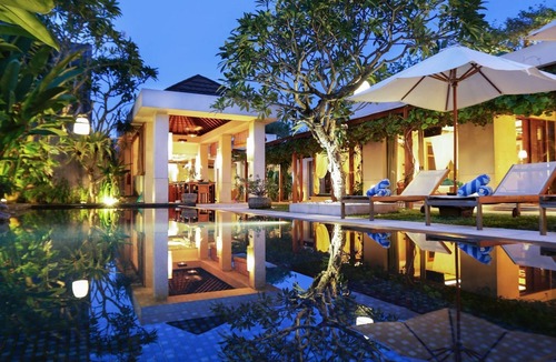 Jimbaran Bay Villa | SPV 8008 · LUXURY JIMBARAN VILLA BY THE BEACH