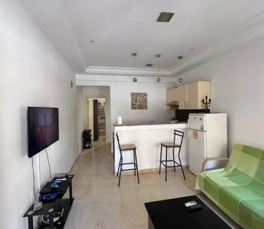 Les Berges Du Lac II Apartment | Studio Lac 2 Ideal for professionals-tourists, fully equipped, 2 air conditioners
