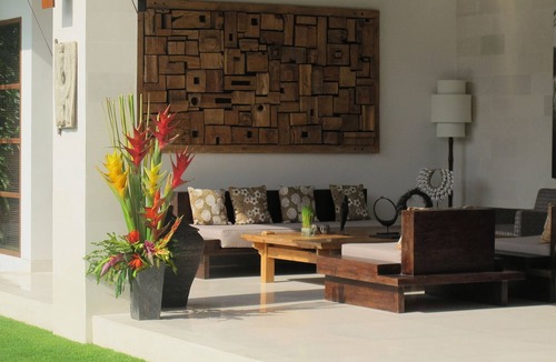 Laksmana Villa | Stylish & Elegant 2BR Luxury Villa, Seminyak - Private Bar & Kitchen!