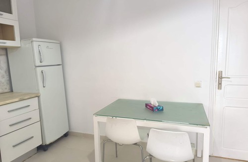 Cite Erriadh Villa | Stylish villa avec parking et piscine