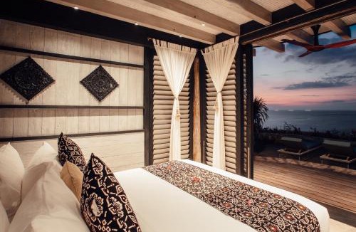 Uluwatu Resort | Suarga Padang Padang