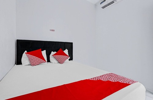 Samarinda Hotel | Super OYO 90550 Good Sleep 3 Samarinda