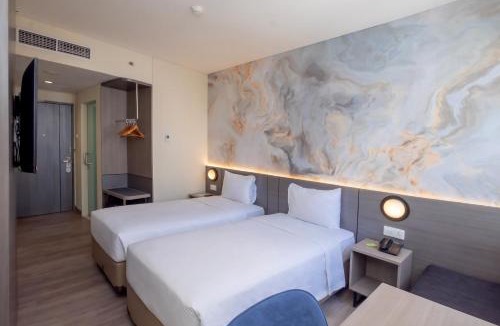 Surabaya Hotel | Swiss-Belexpress Jemursari
