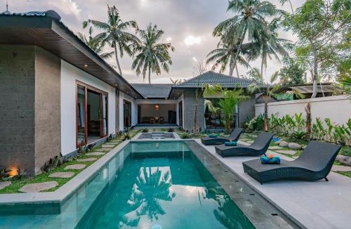 Peliatan Villa | The Kereng Villa Ubud by Bali Cabin