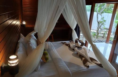 Mushroom Bay Cabin | The Kudi