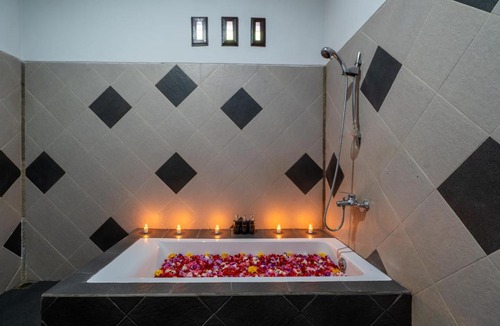 Tukad Mungga Hotel | The Manja Villa & Retreat Lovina