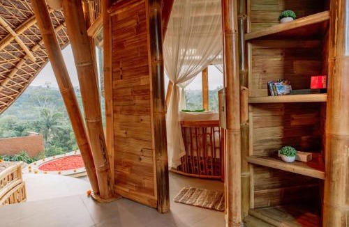 Selat House | The Mundis Bali Villa - Bamboo Retreat with Private Pool & Mount Agung View
