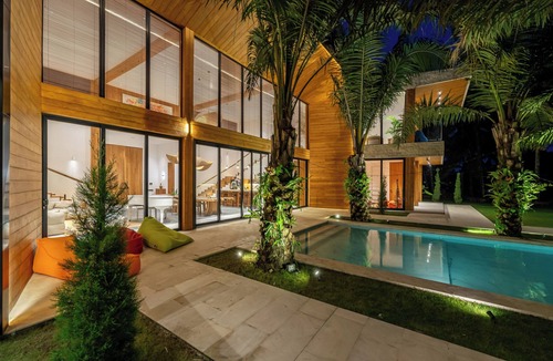 Melayang Villa | The Nest- Panoramic Jungle Luxury Estate
