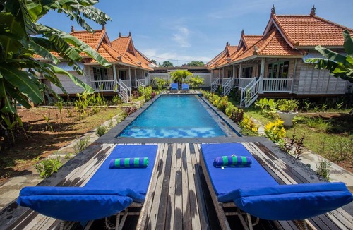 Mushroom Bay Hotel | The Sweat Villa Warung and Spa