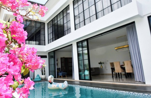 Ungasan Villa | The W House, Luxury Villa 5 minutes from the beach