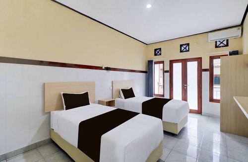 Downtown Kuta Hotel | Townhouse Oak Legian Near Legian Beach Formerly Sayang Maha Merta