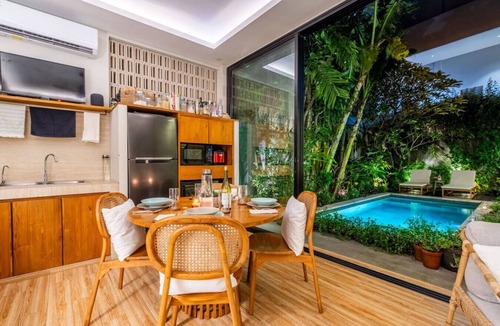 Berawa House | Tropical 2BR Villa with Private Pool in Canggu