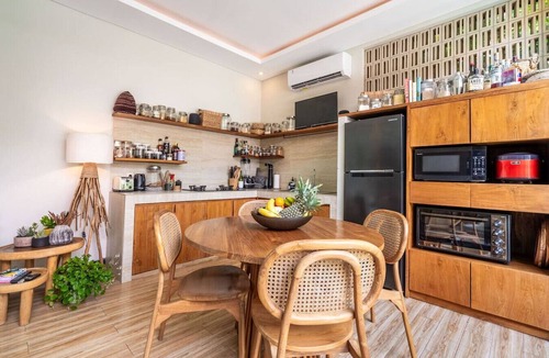 Berawa House | Tropical 2BR Villa with Private Pool in Canggu
