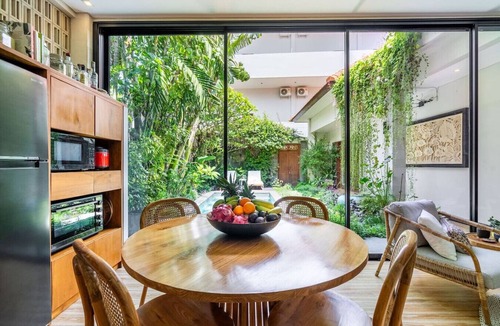 Berawa House | Tropical 2BR Villa with Private Pool in Canggu